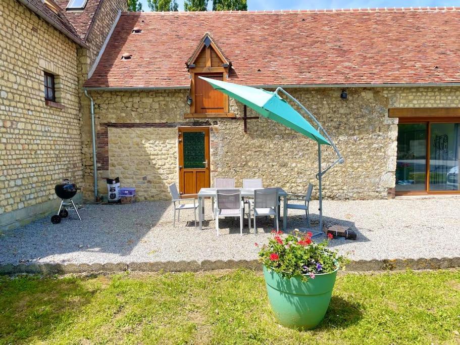Maison De Campagne Paisible La Mesniere Eksteriør billede